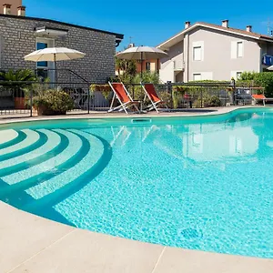 https://residence-campana.hotelinveneto.com